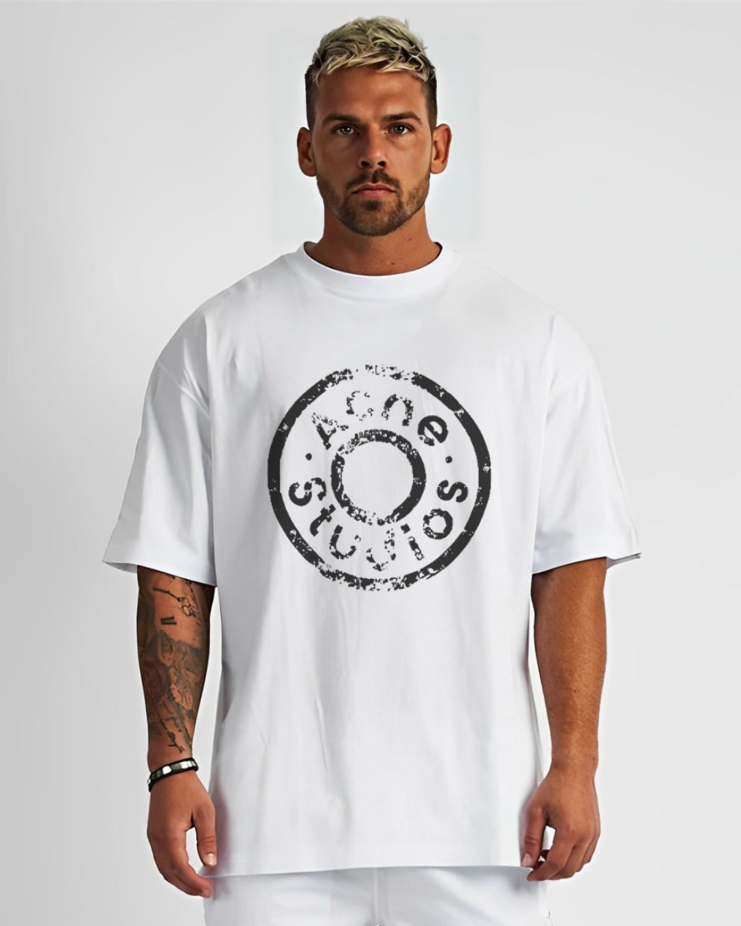 GILL STUDIO UNISEX EXCLUSIVE OVERSIZED TEE - WHITE(*)