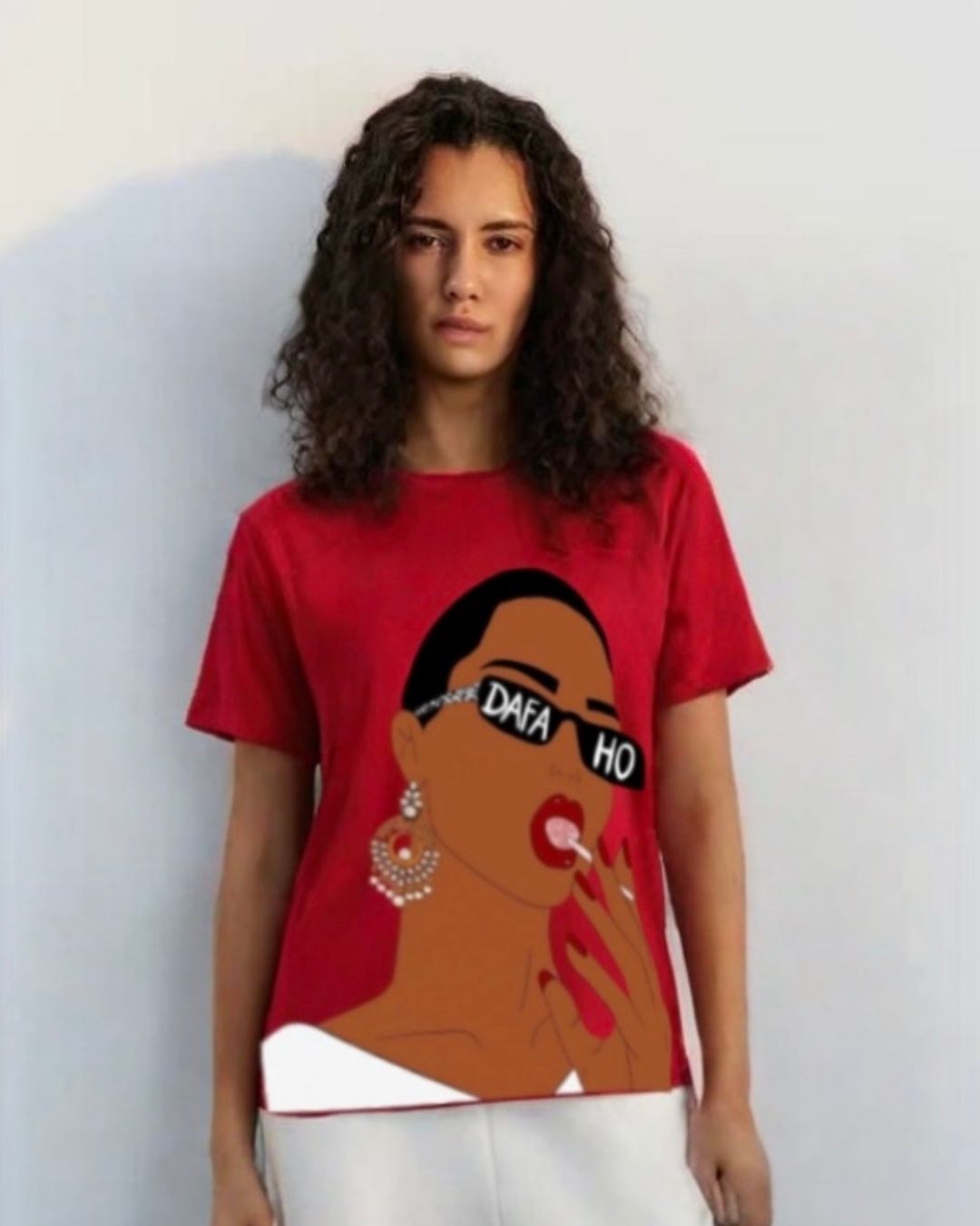 WOMEN'S DAFFA HO OVERSIZED TSHIRT (RED)