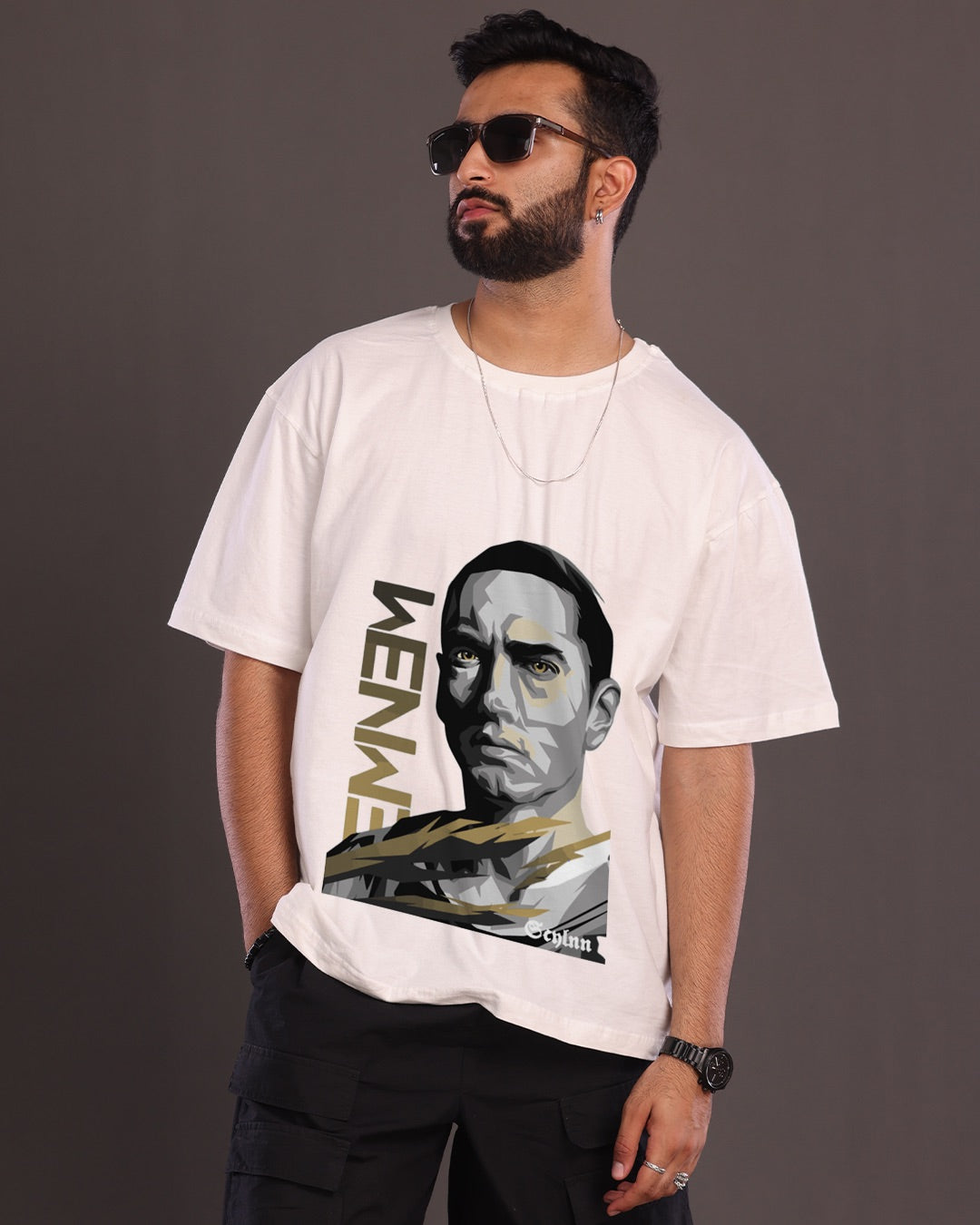 Iconic Eminem: Best Oversized Tees for True Hip-Hop Heads