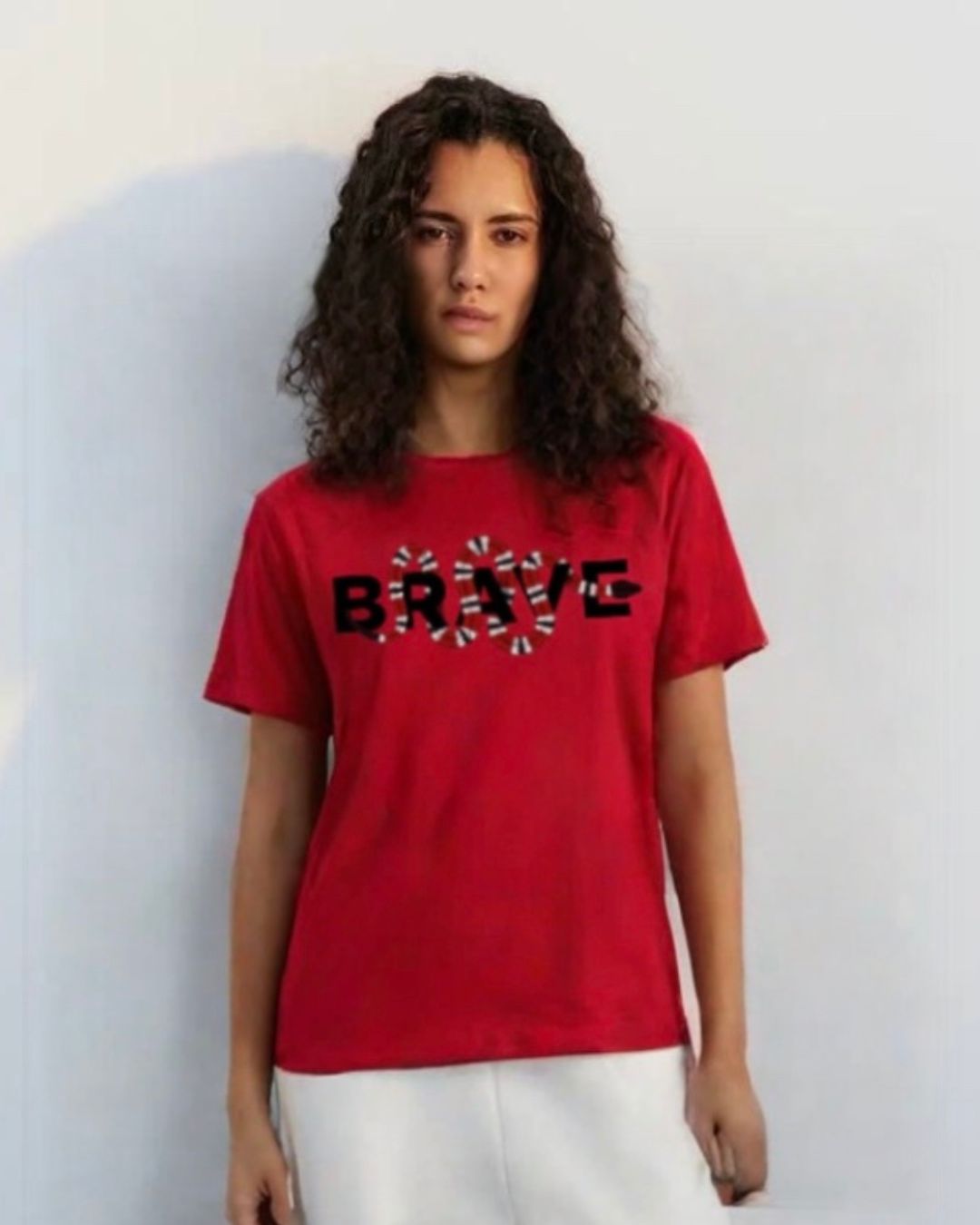 WOMEN'S BRAVE SNAKE OVERSIZED TSHIRT (RED)