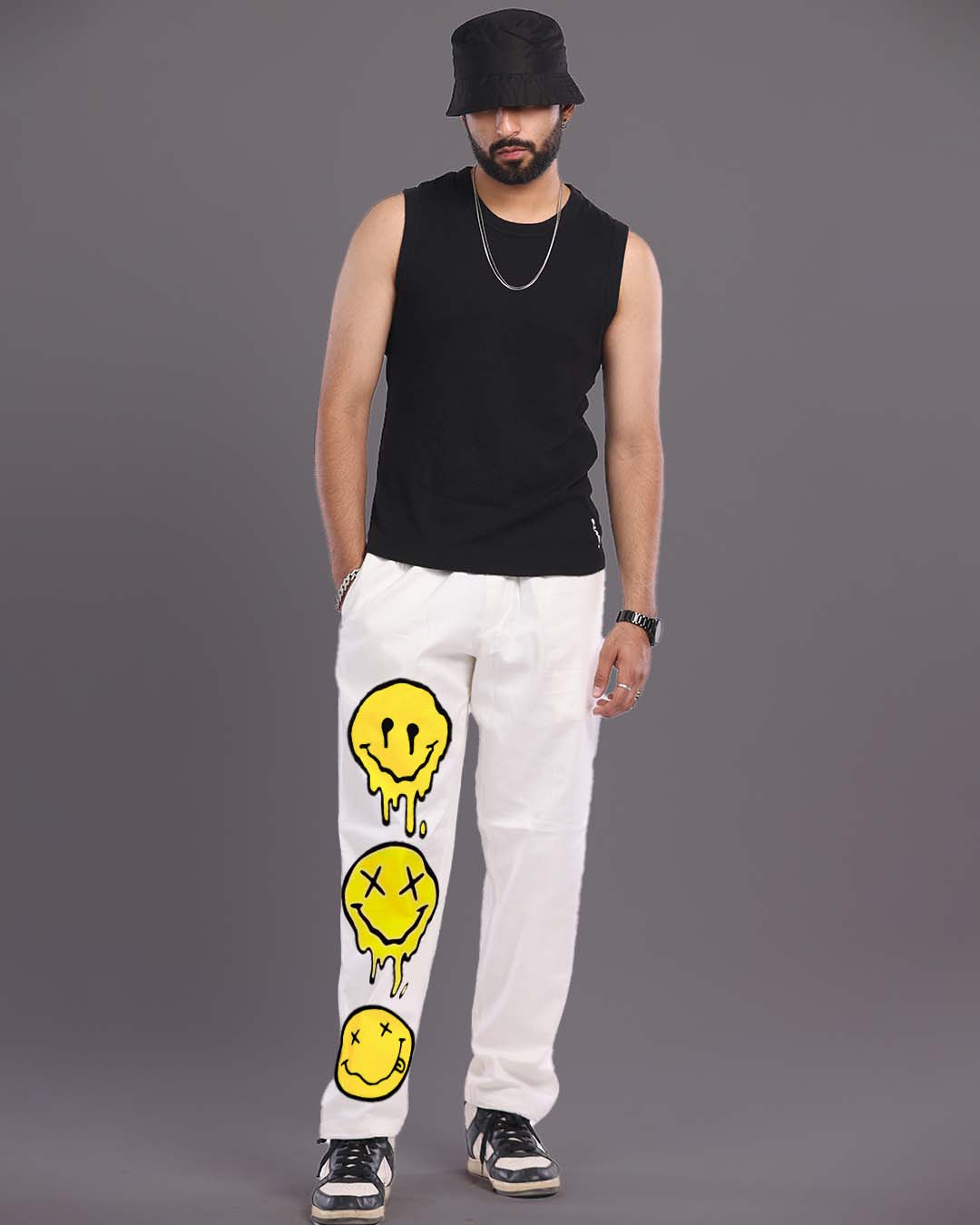 Men's Smiley White Cargo Adjustable Pants