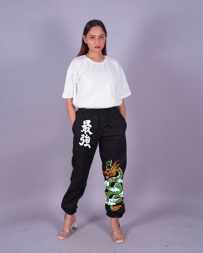 Lavish Comfort: Snacky Dragon's Black Cargo Pants for Ladies