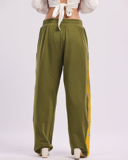 Olive Snap Button Women's Cotton Cargo Pants for the Trendy Woman