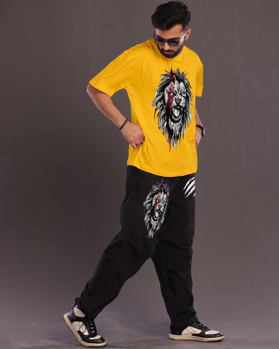 Stylish Yellow & Black Men's Lion Oversized Co-ord Set